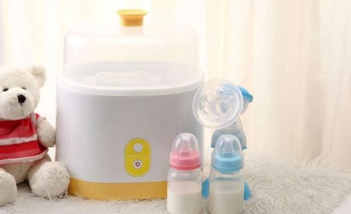 这样洗奶瓶餐具是在害宝宝 别再犯错了