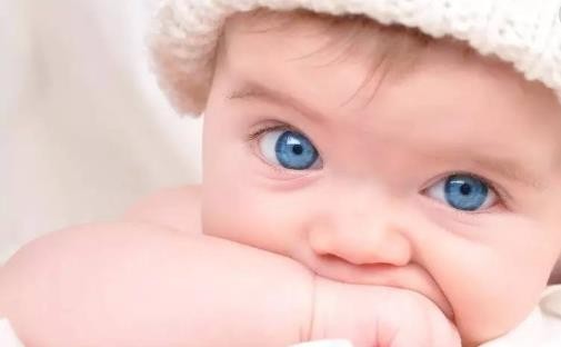 新生宝宝视力发育的五大目标